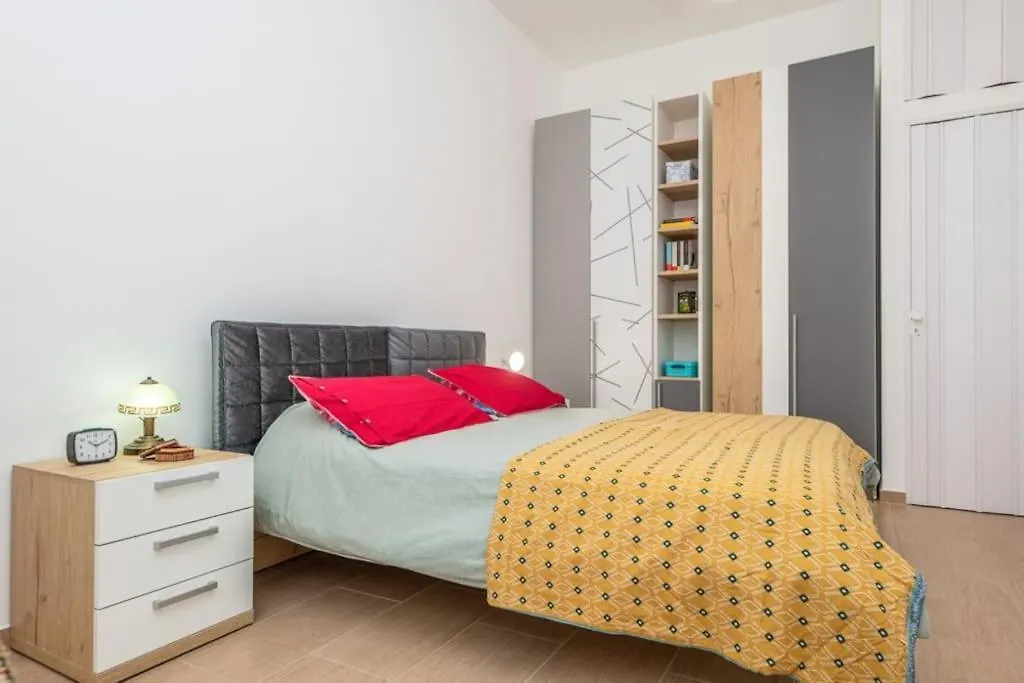 Ferienwohnung Liberty House, In Stile Retro! Mailand 0*,  Italien