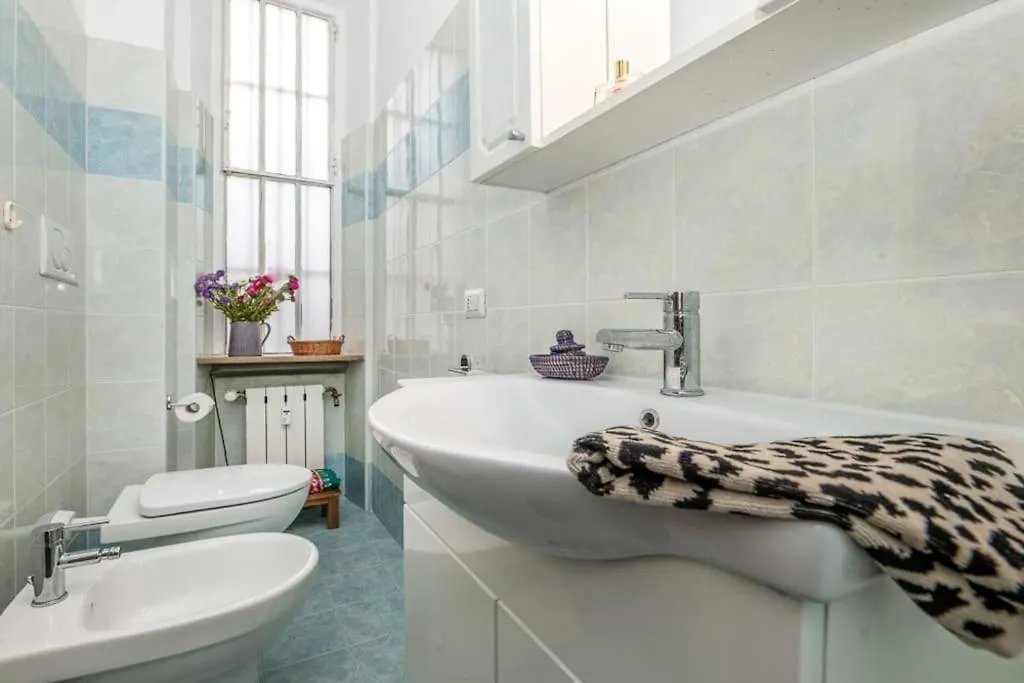 Ferienwohnung Liberty House, In Stile Retro! Mailand